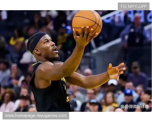 NBA焦点战：勇士与雷霆的高手对决将决定西部风向标